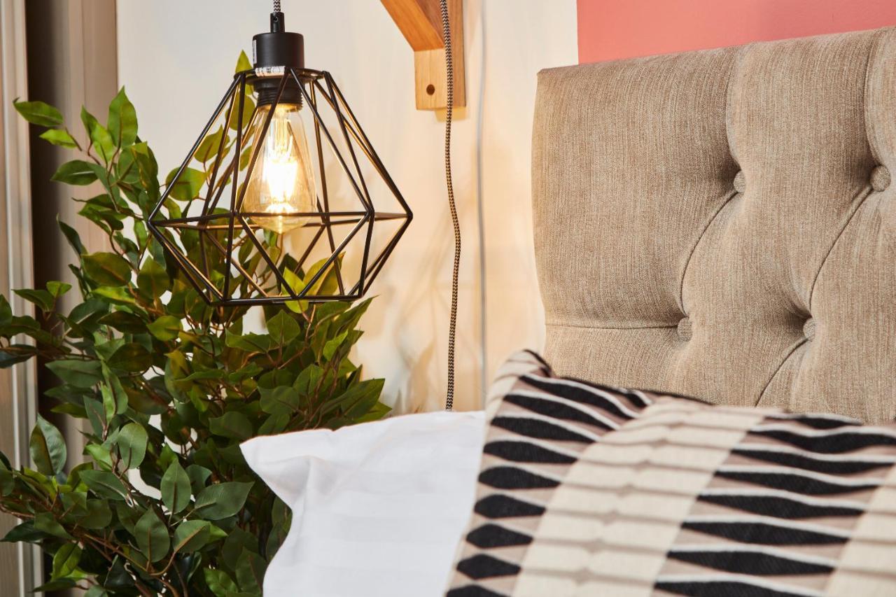 Stunning City Centre 3 Bed, 3 Bath - Sleeps 8! Appartement Leeds  Buitenkant foto